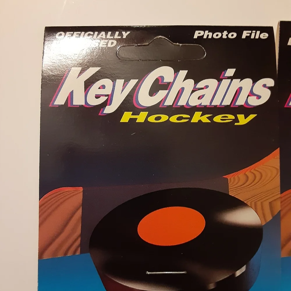 1995 NHL Hockey Key Chain St. Louis Blues Wayne Gretzky Brand New In Package